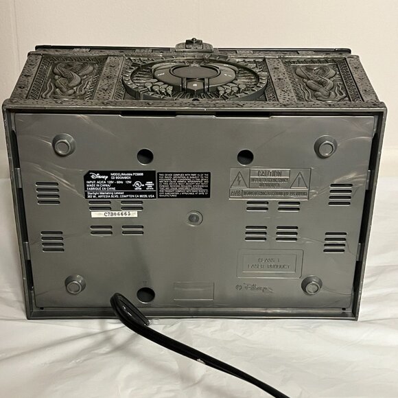 Disney Pirates of the Caribbean CD Player Treasure Chest TESTED WORKING - Picture 8 of 9